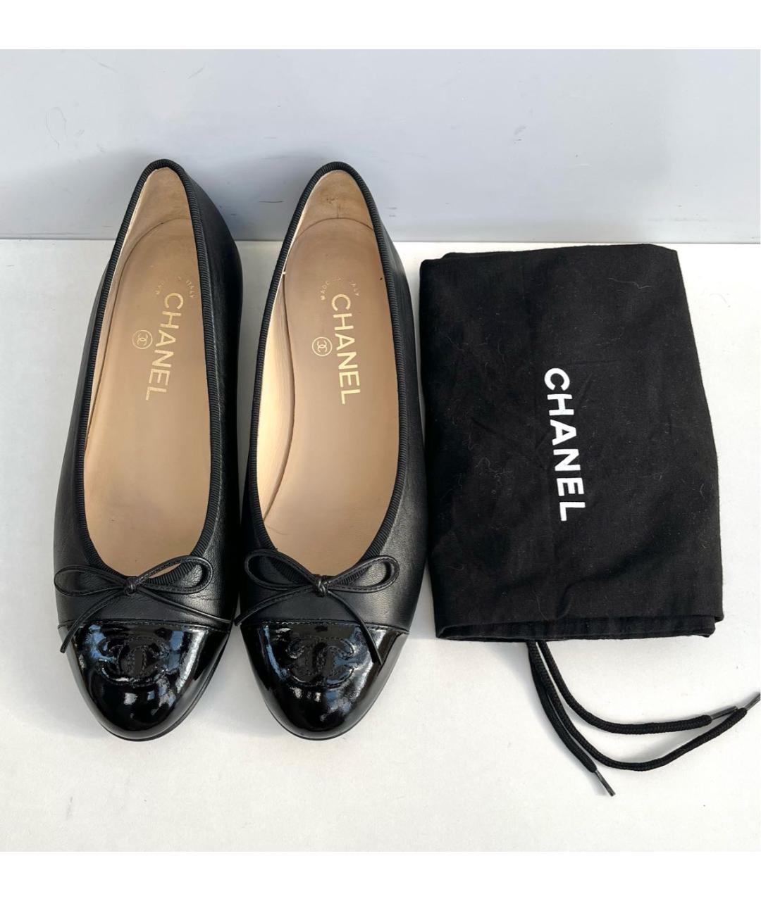 CHANEL Черные кожаные балетки, фото 3