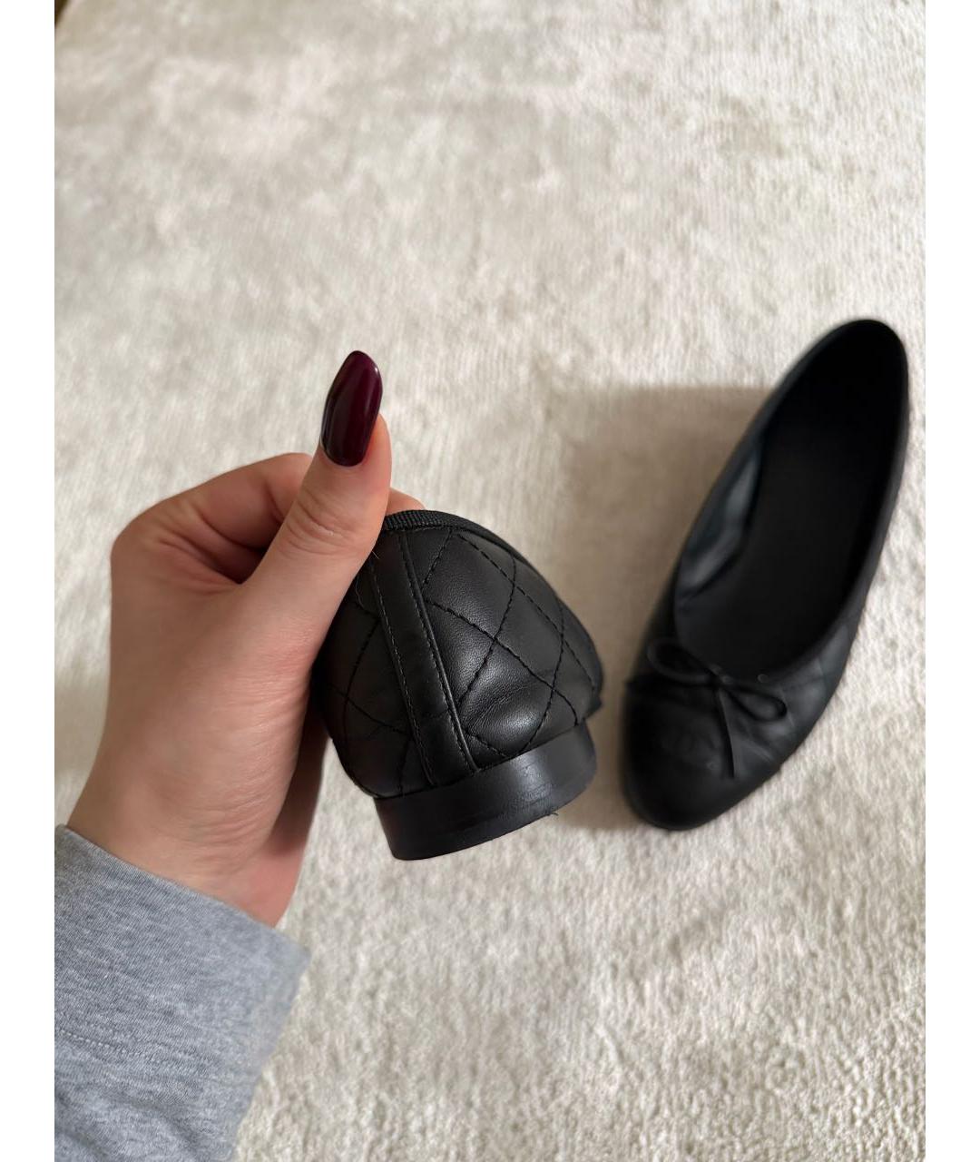 CHANEL Черные кожаные балетки, фото 5