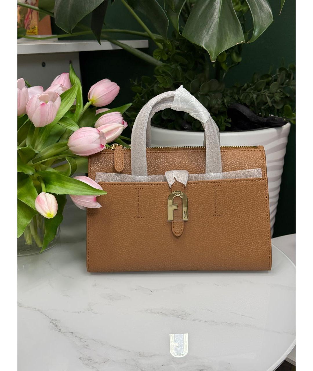 FURLA Коричневая кожаная сумка с короткими ручками, фото 6