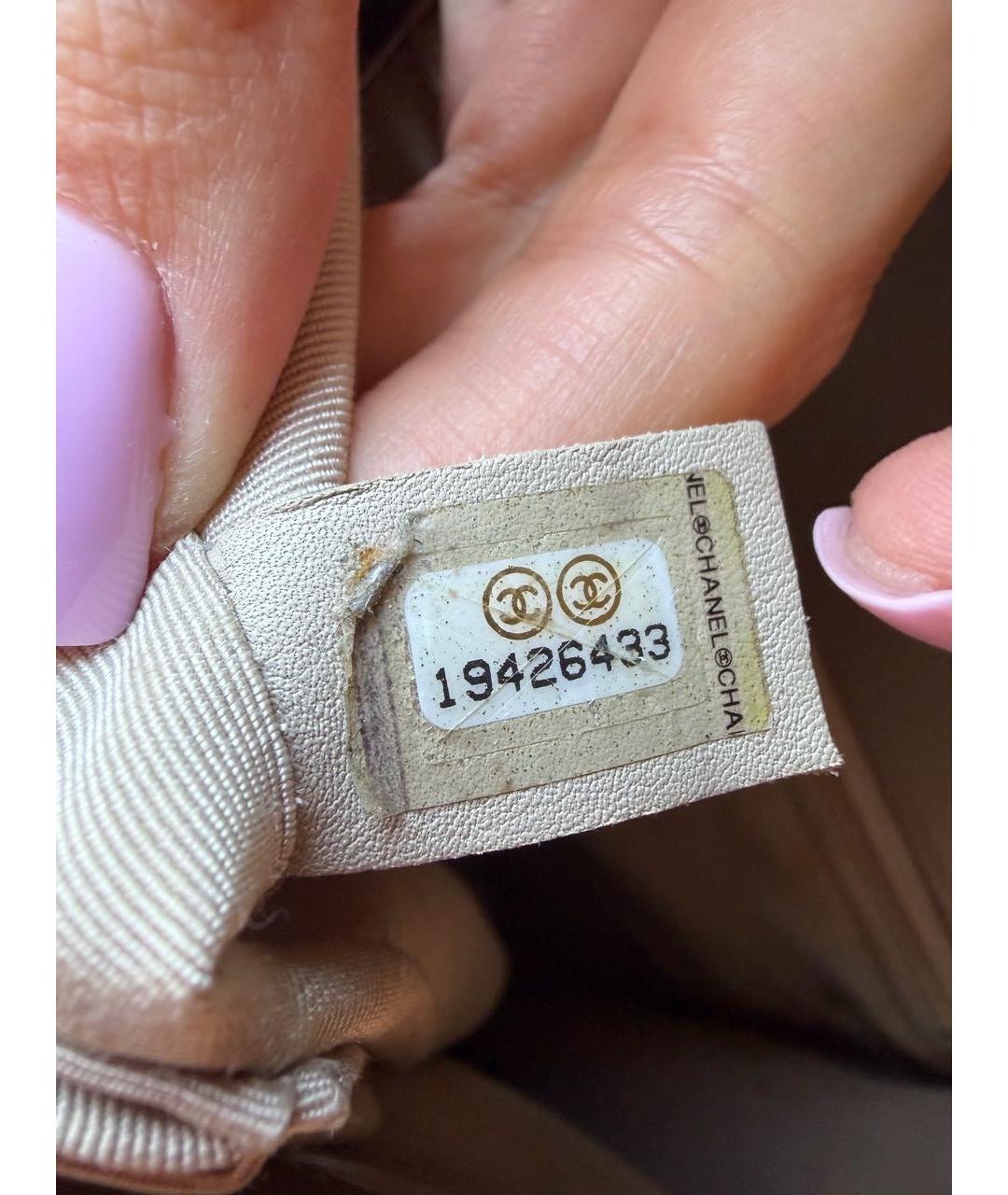 CHANEL Бежевая кожаная сумка через плечо, фото 5