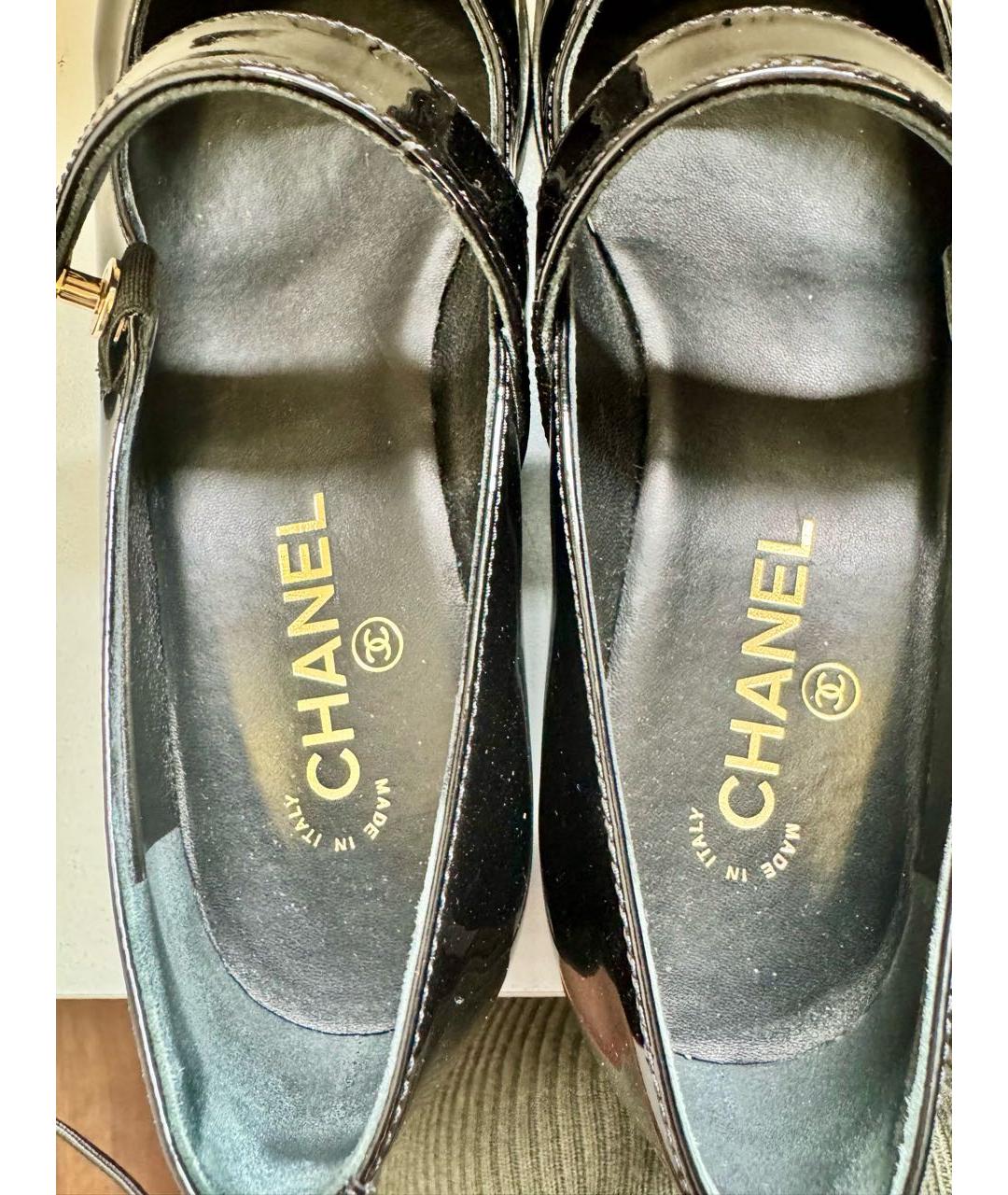 CHANEL Черные балетки из лакированной кожи, фото 3