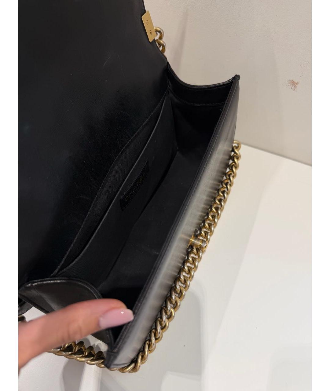 CHANEL Черная кожаная сумка через плечо, фото 4
