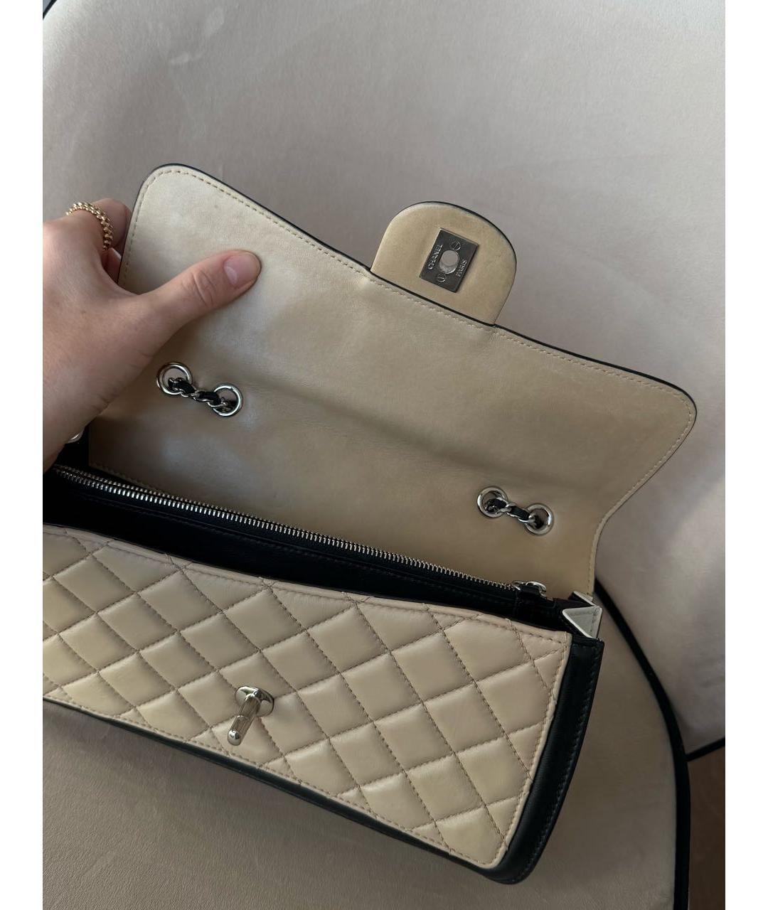 CHANEL Бежевая кожаная сумка через плечо, фото 3