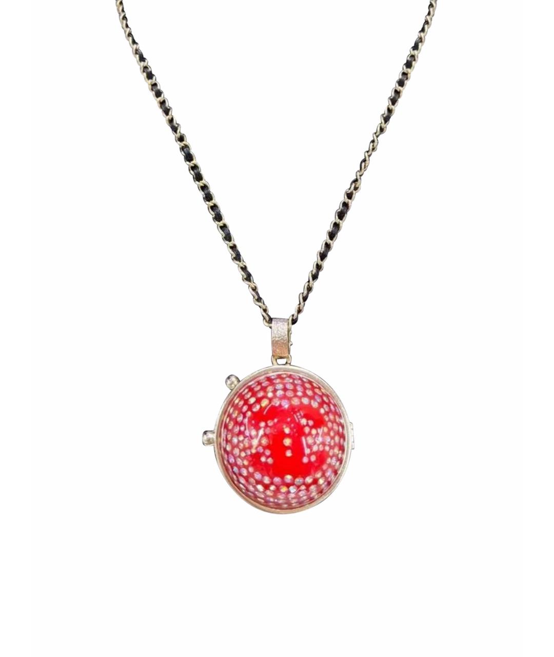 CHANEL Золотая металлическая подвеска, фото 1