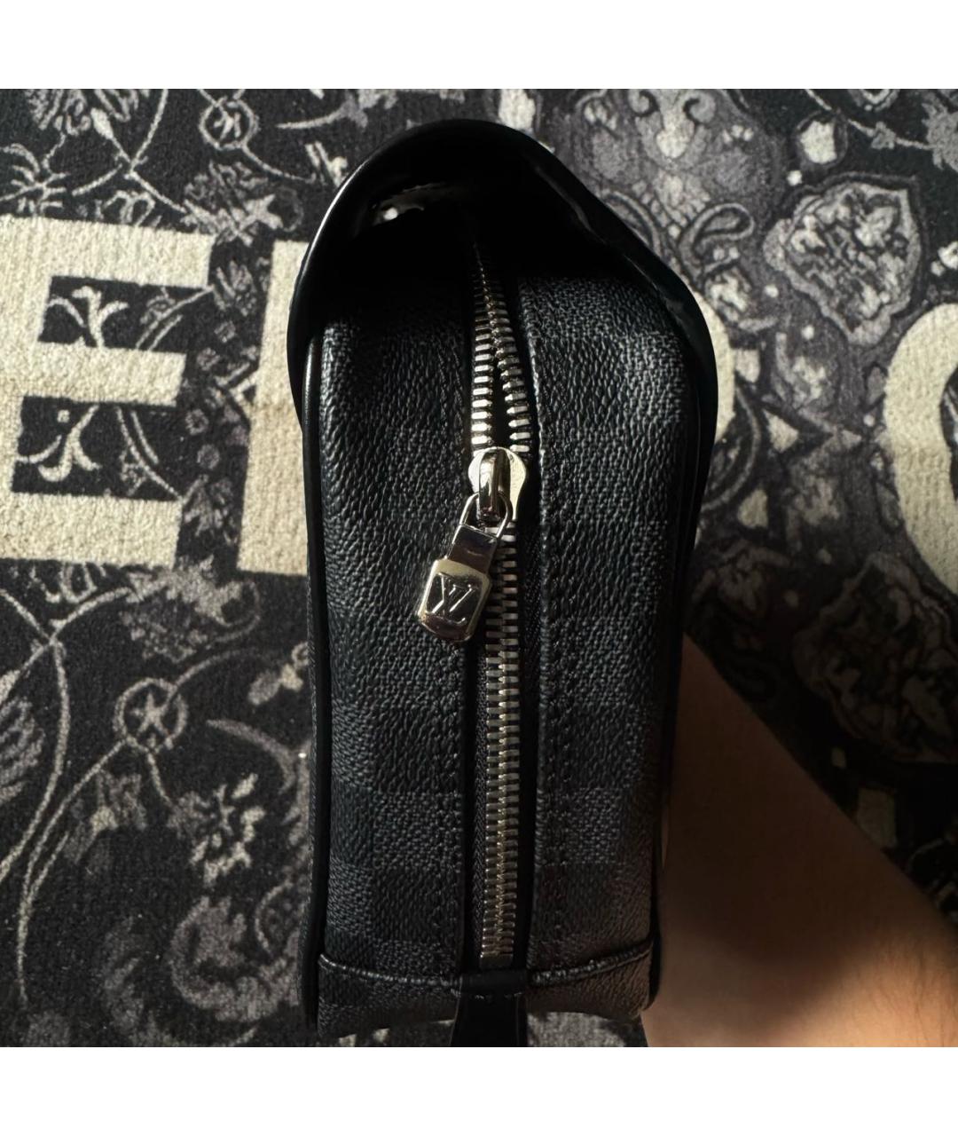 LOUIS VUITTON Черная косметичка из канвы, фото 2