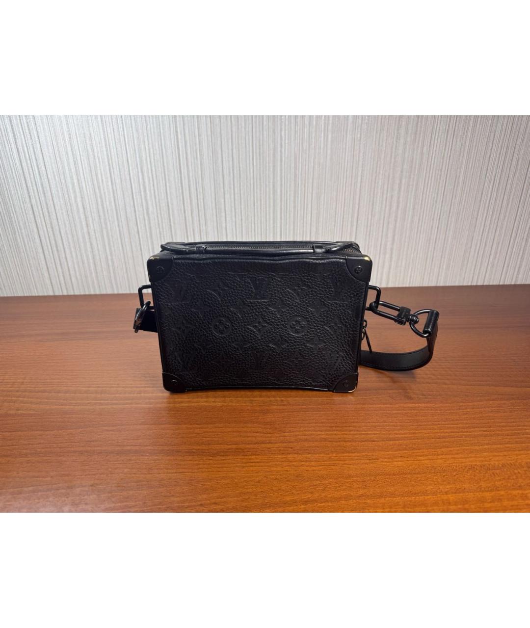 LOUIS VUITTON Черная кожаная сумка на плечо, фото 7