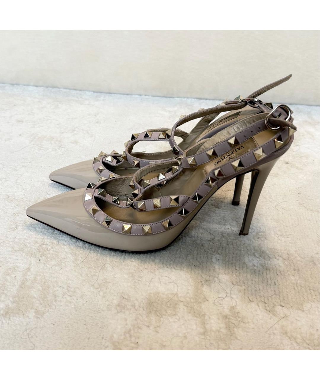 VALENTINO Бежевые туфли из лакированной кожи, фото 6