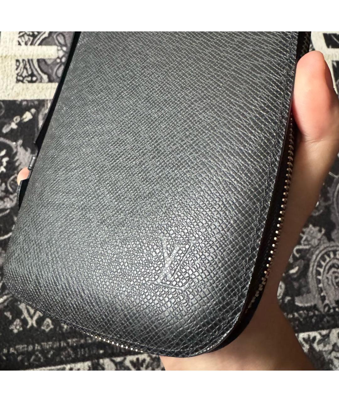 LOUIS VUITTON Черный кожаный кошелек, фото 8