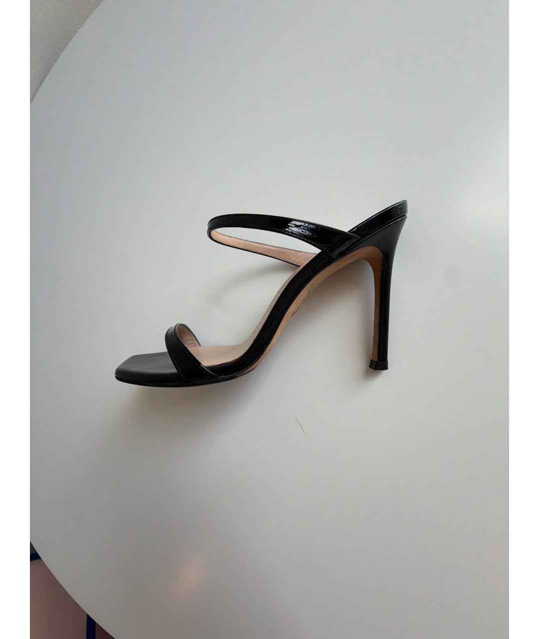 STUART WEITZMAN Черные мюли из лакированной кожи, фото 9