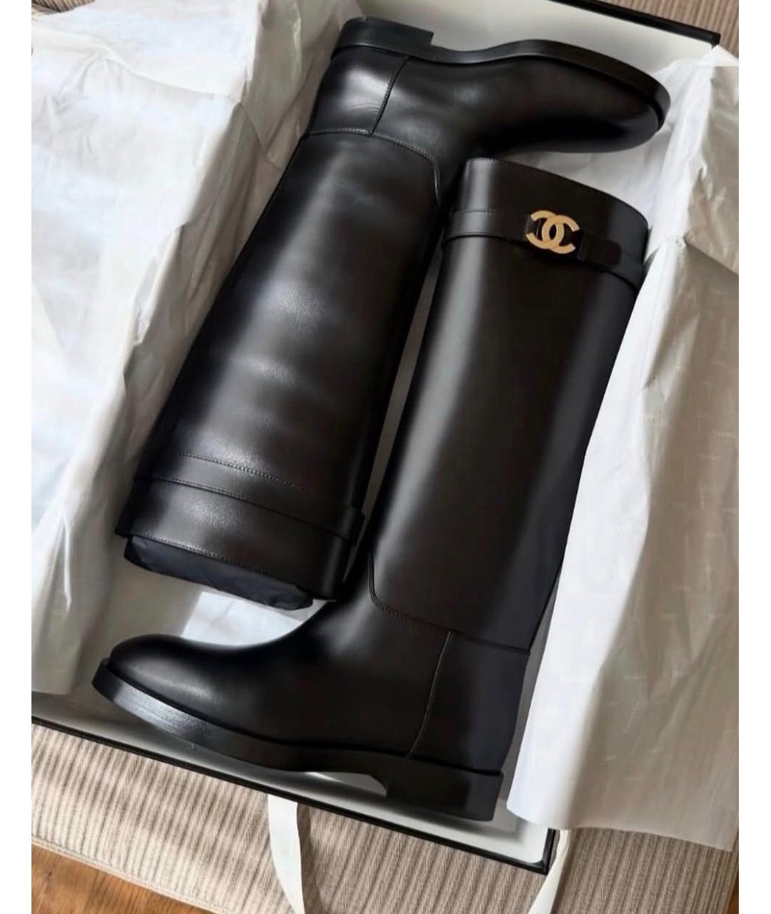CHANEL Черные кожаные сапоги, фото 7