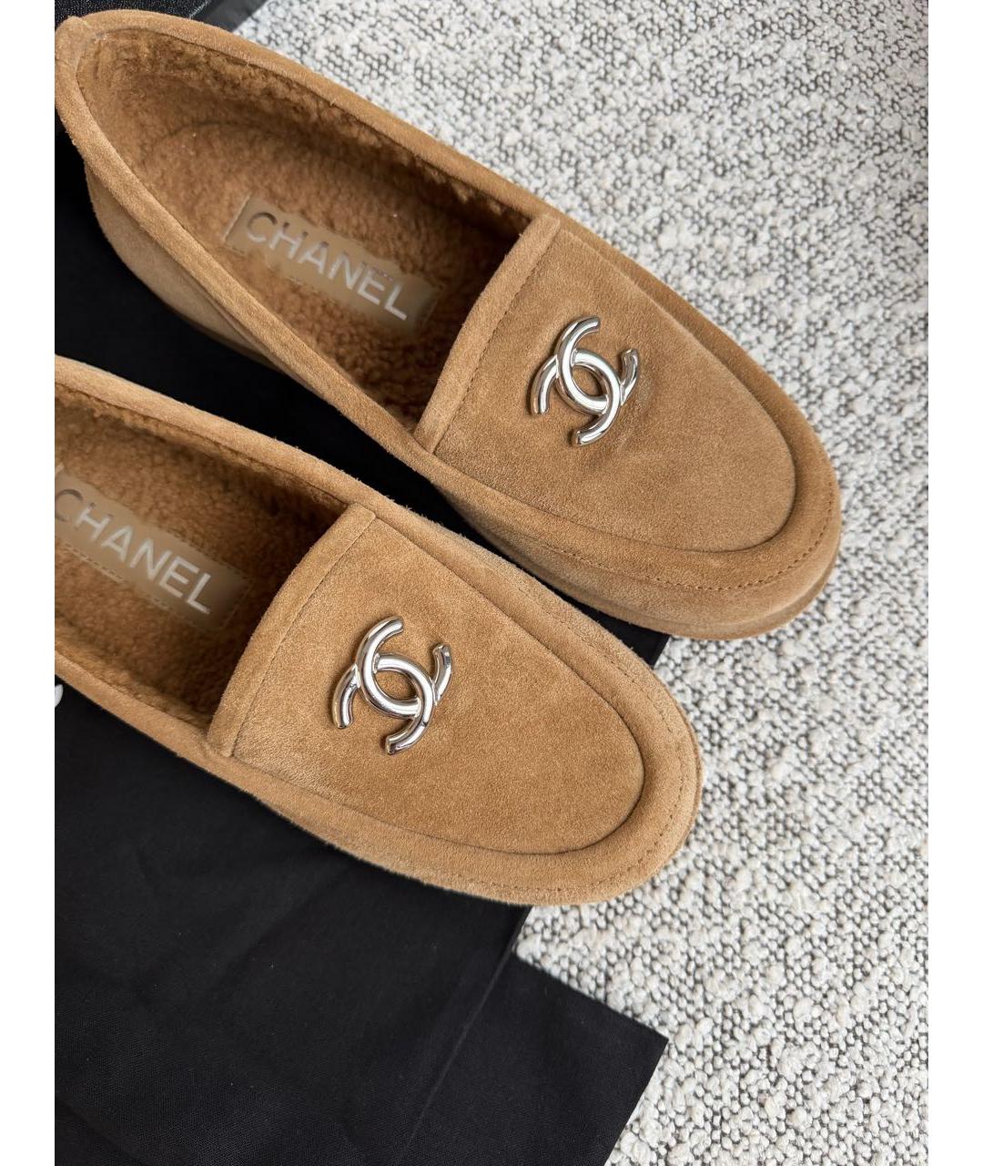 CHANEL Бежевые замшевые лоферы, фото 3