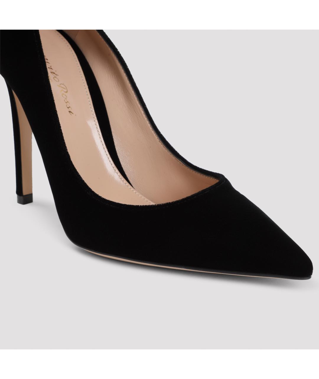 GIANVITO ROSSI Черные бархатные туфли, фото 5