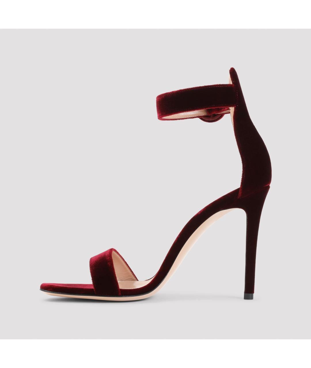 GIANVITO ROSSI Бордовые бархатные босоножки, фото 3