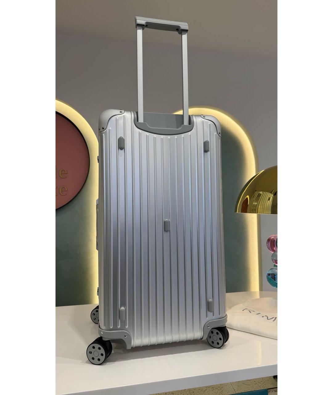 Rimowa Серебряный чемодан, фото 4
