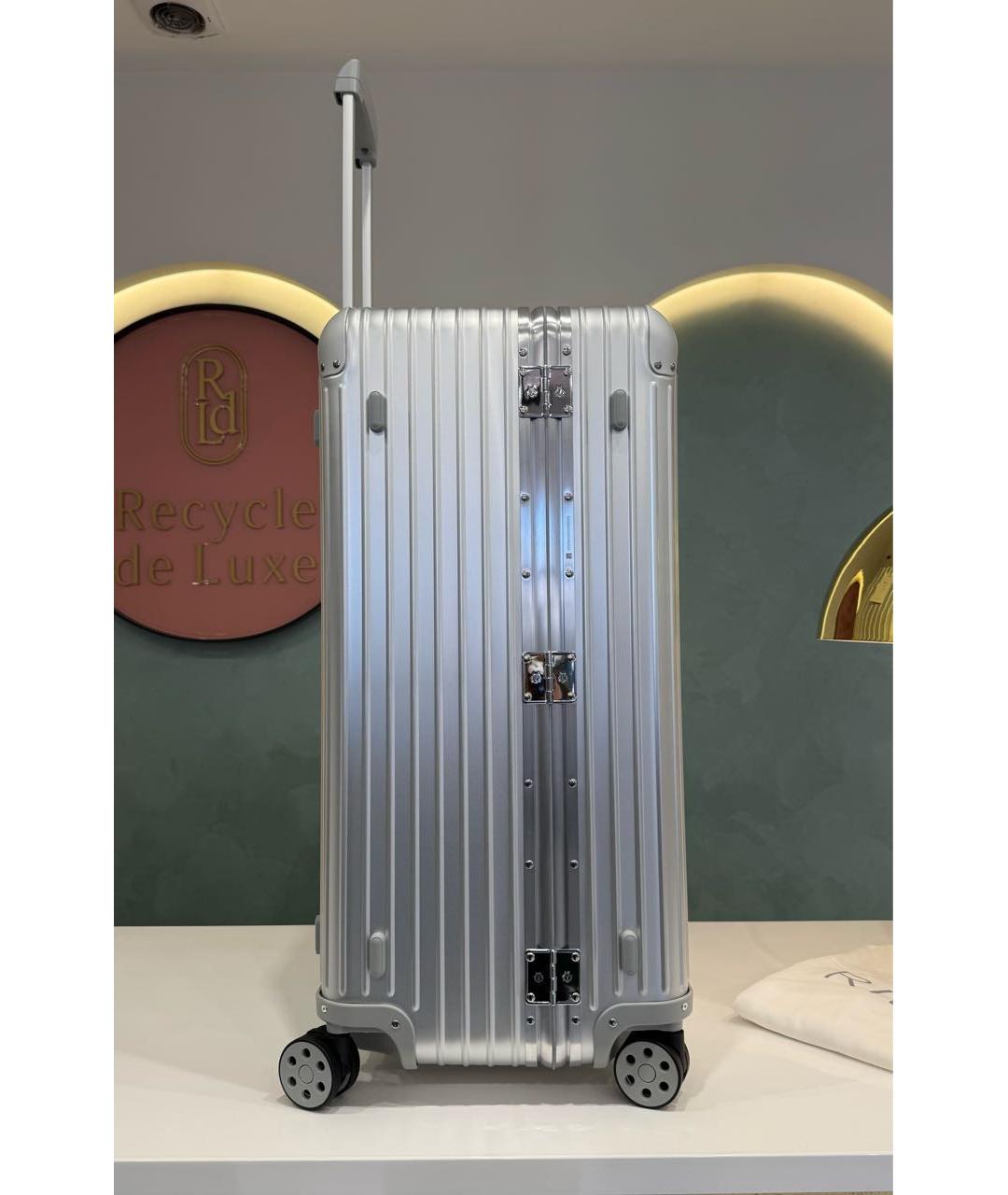 Rimowa Серебряный чемодан, фото 3