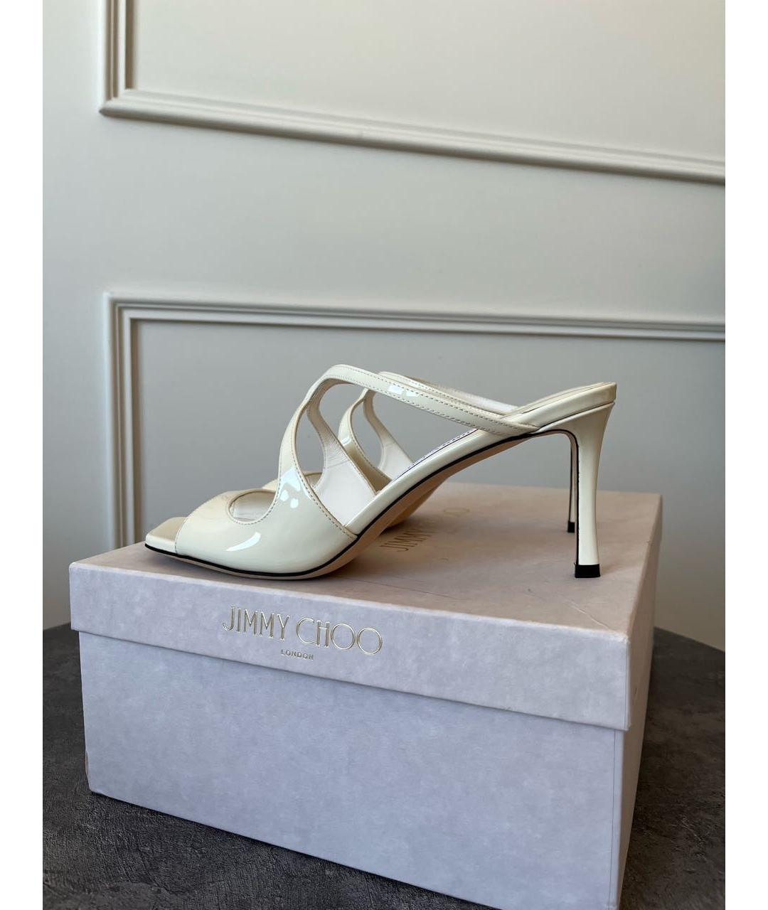 JIMMY CHOO Белые мюли из лакированной кожи, фото 5