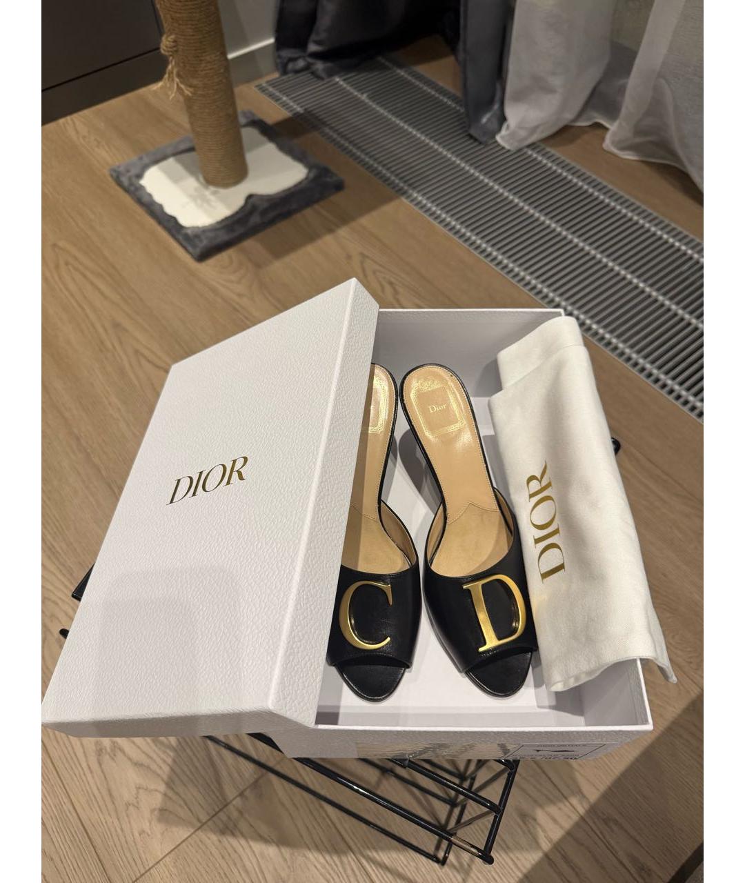 CHRISTIAN DIOR Черные кожаные мюли, фото 4