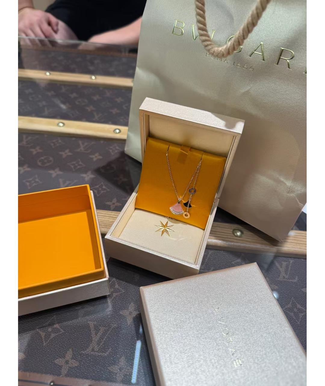 BVLGARI Розовая подвеска, фото 3