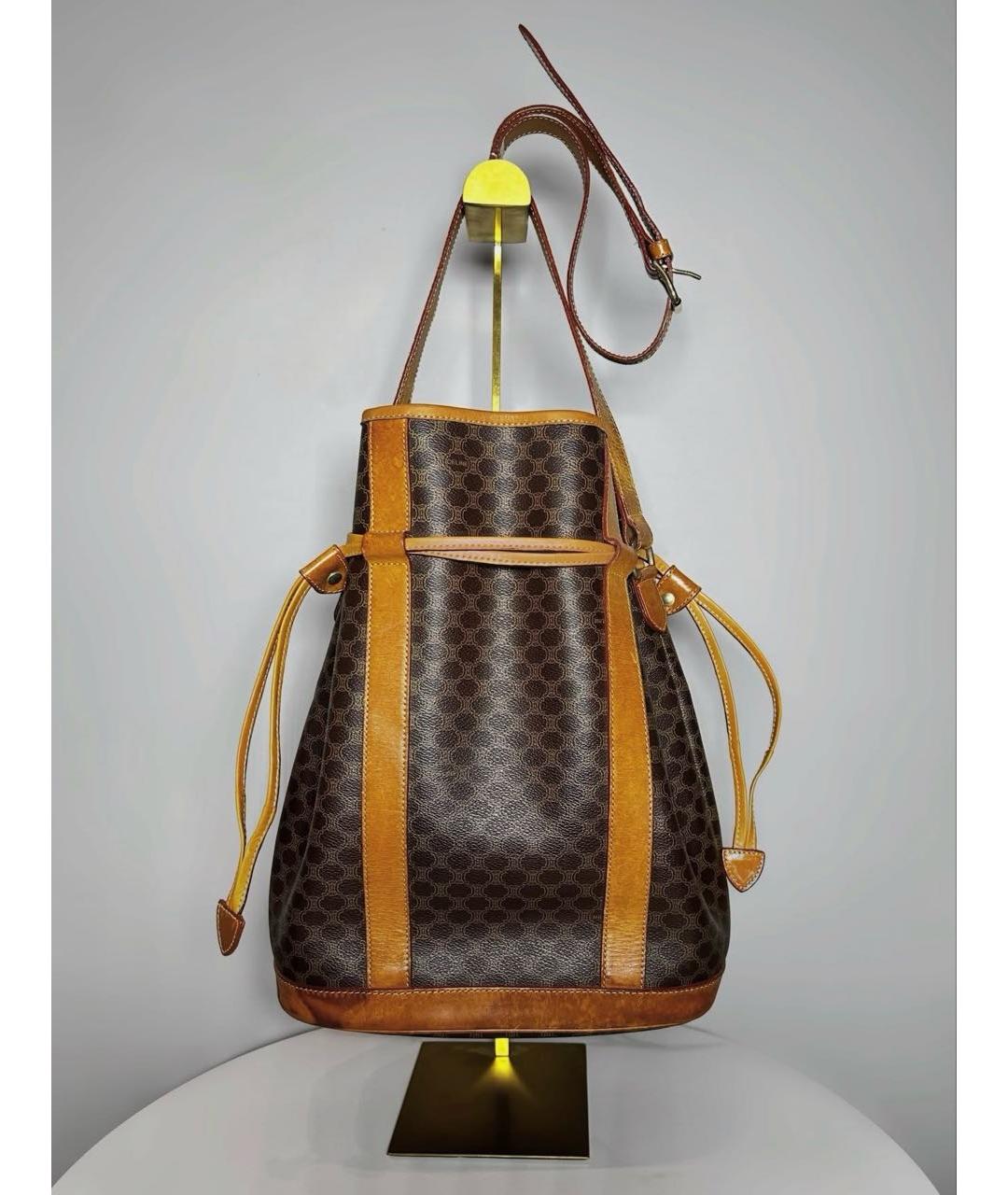 CELINE Коричневая сумка с короткими ручками из канвы, фото 4