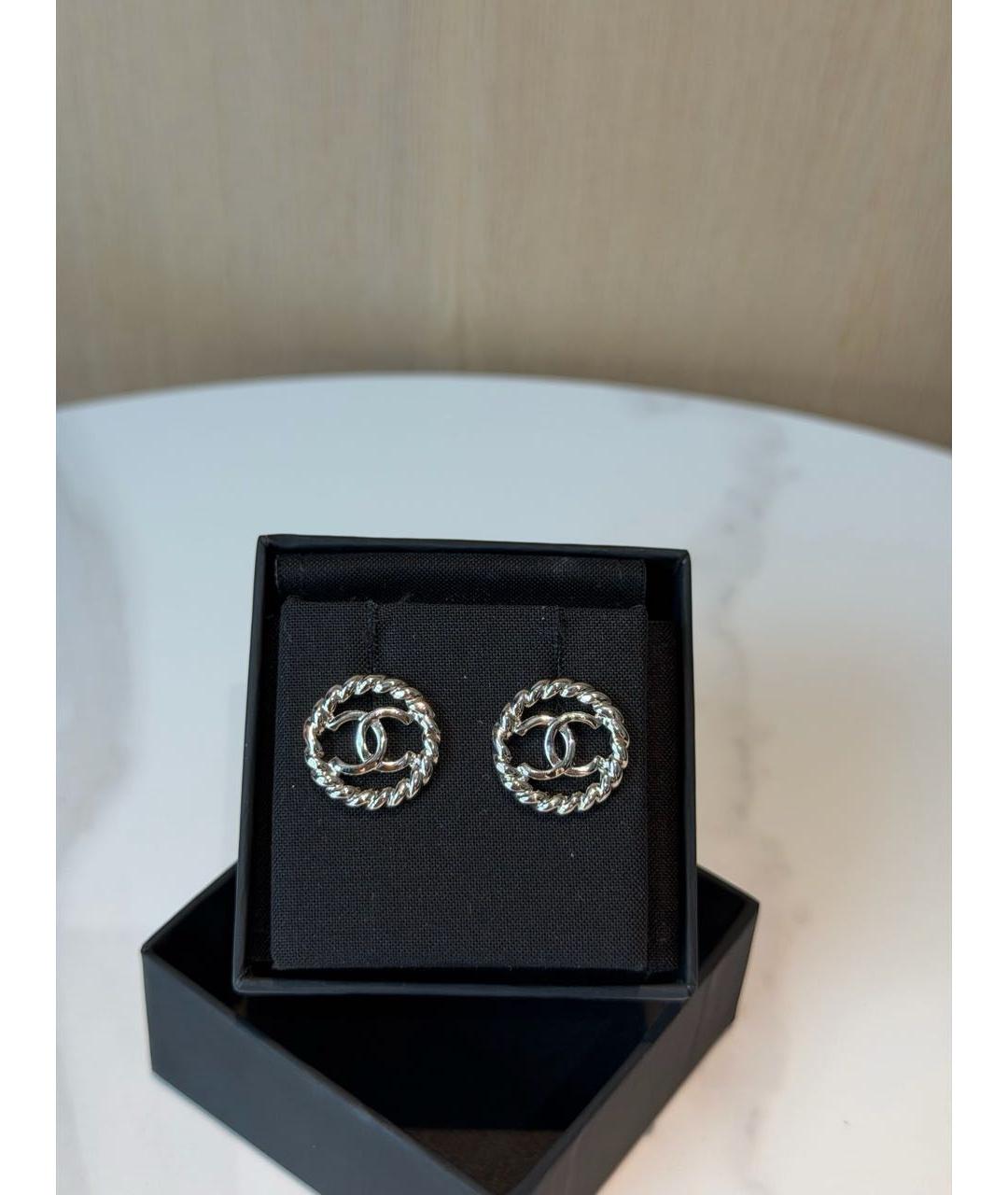 CHANEL Серебряные металлические серьги, фото 2