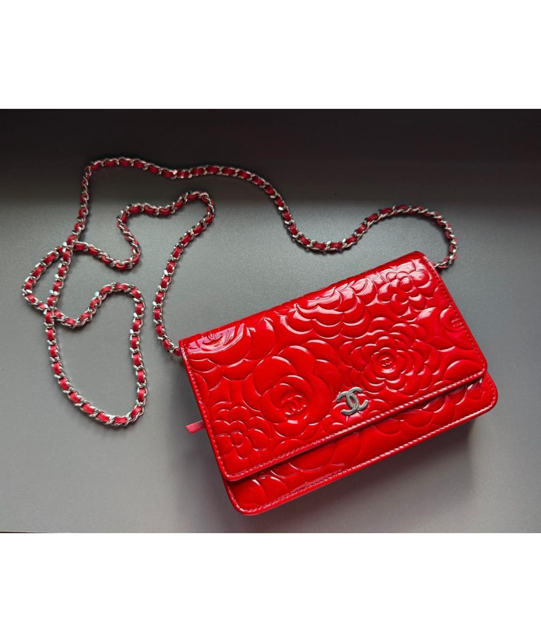 CHANEL Красная сумка через плечо из лакированной кожи, фото 9