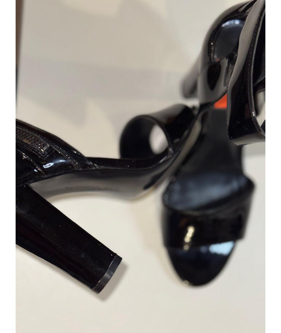 CALVIN KLEIN Черные босоножки из лакированной кожи, фото 3