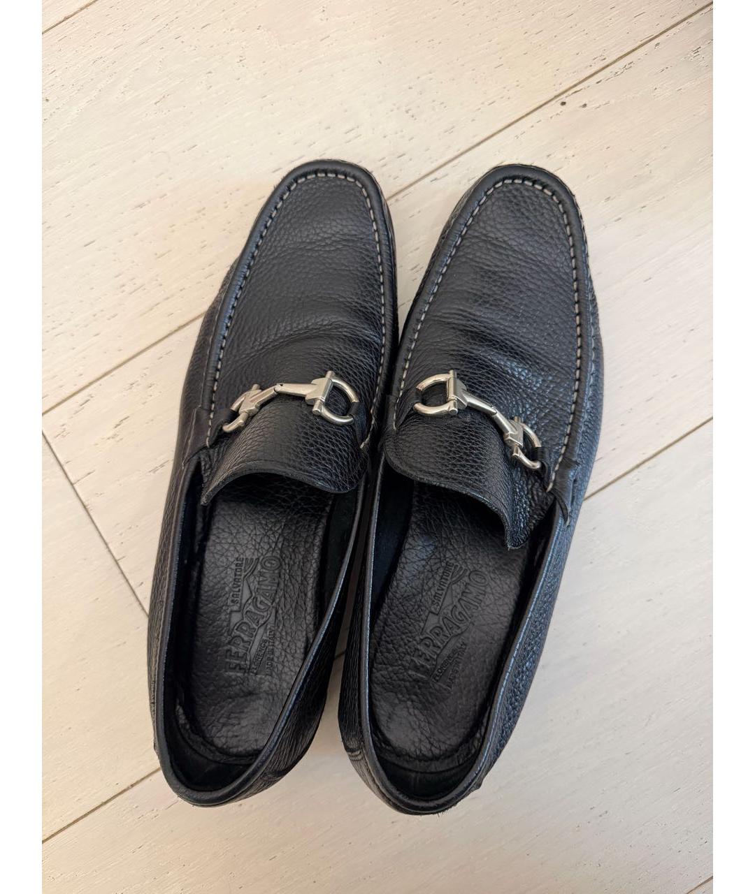 FERRAGAMO Черные кожаные лоферы, фото 2
