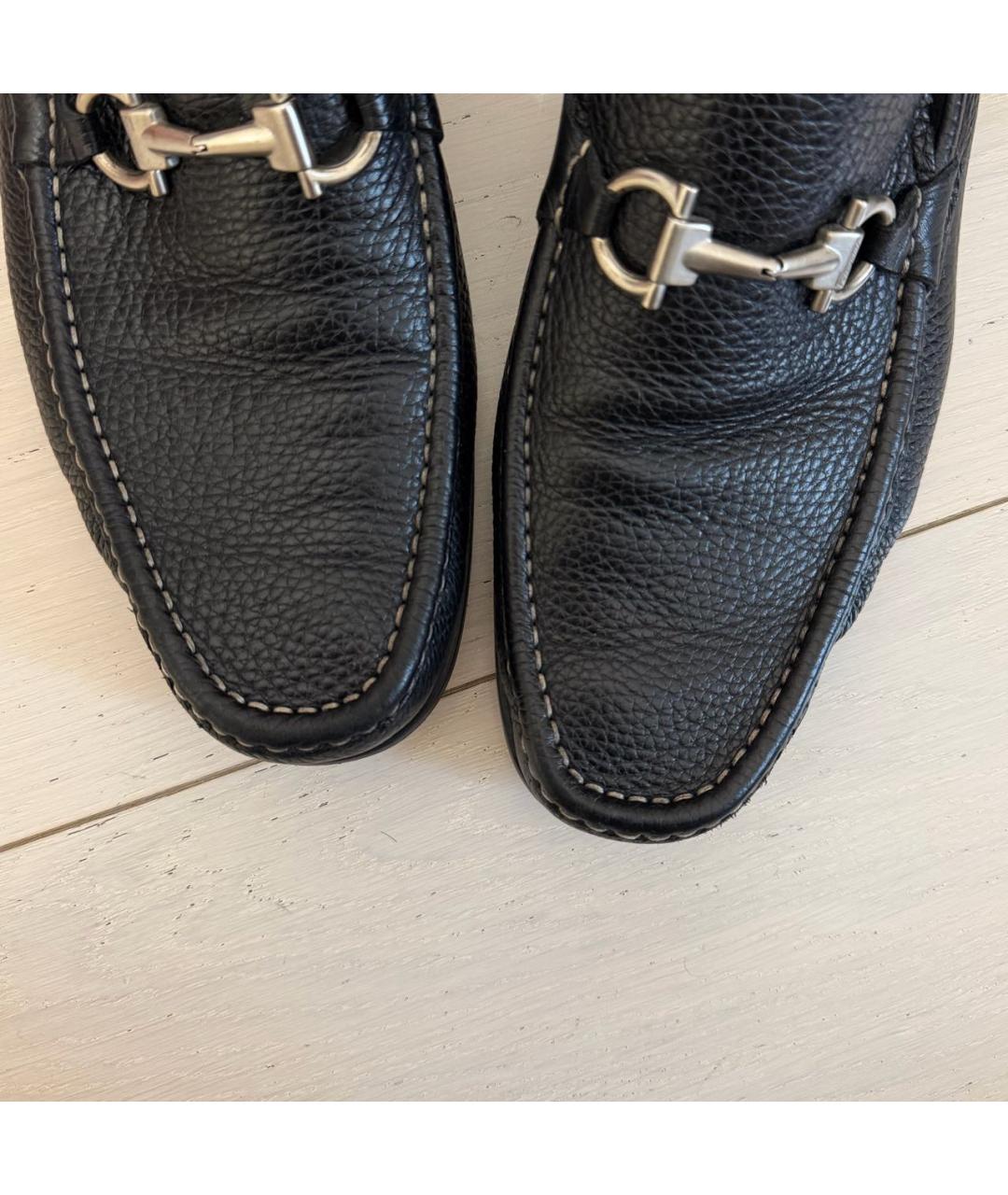 FERRAGAMO Черные кожаные лоферы, фото 4