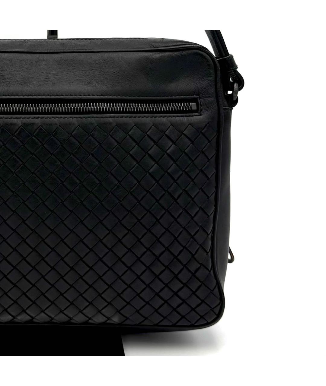 BOTTEGA VENETA Черная кожаная сумка на плечо, фото 2
