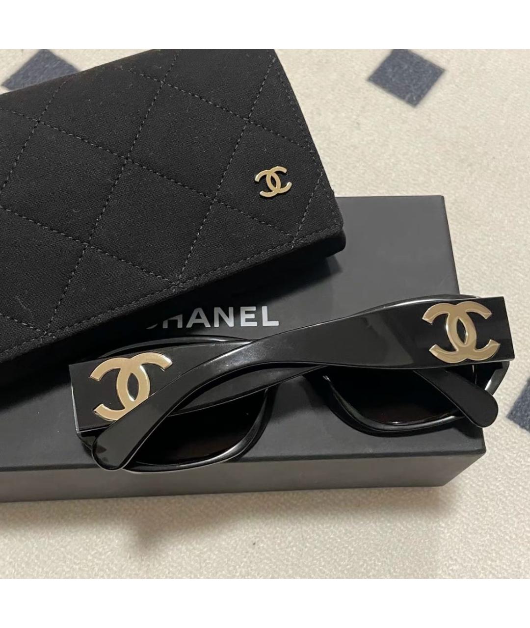 CHANEL Черные пластиковые солнцезащитные очки, фото 4
