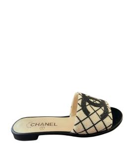 CHANEL Шлепанцы