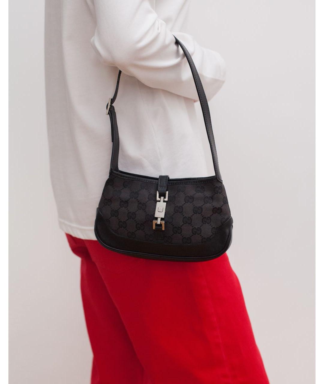 GUCCI Черная сумка с короткими ручками из канвы, фото 3