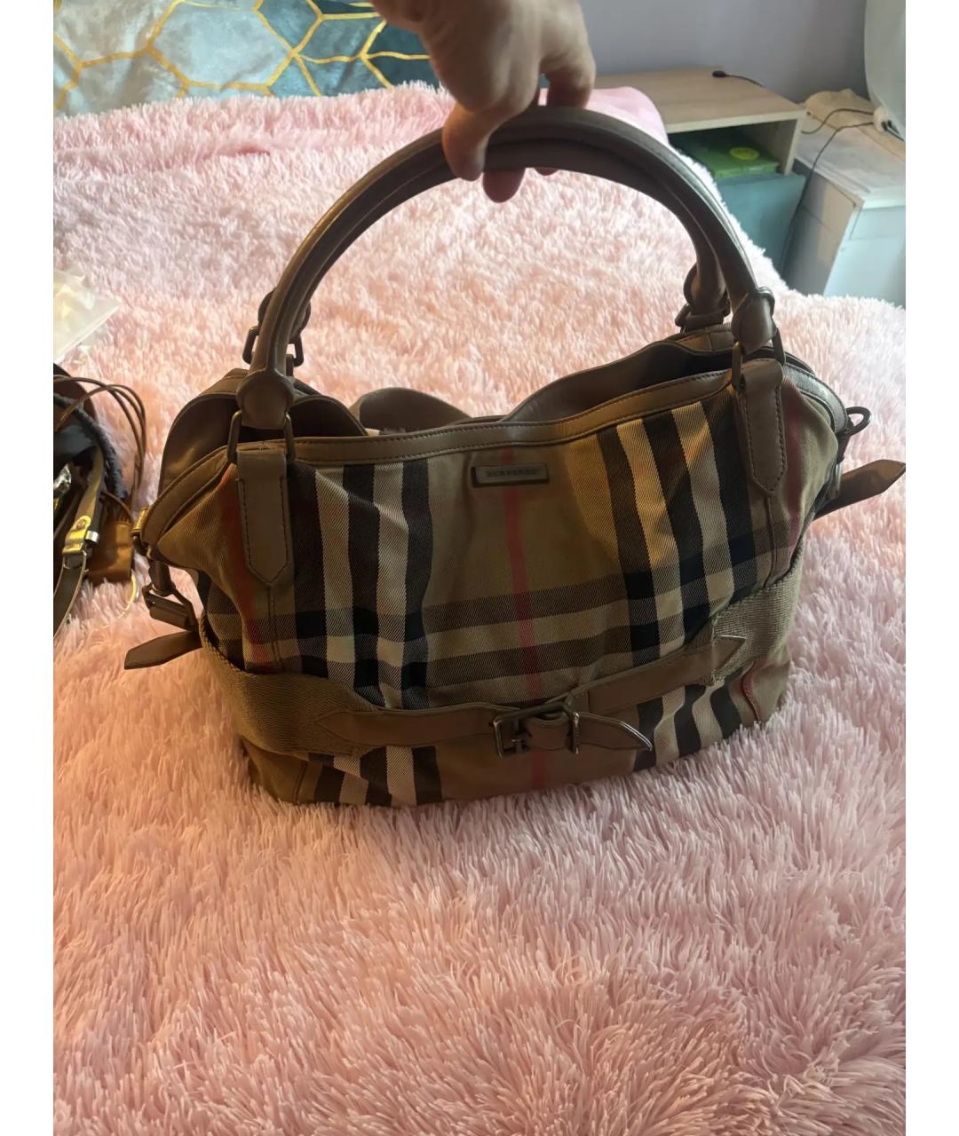 BURBERRY Бежевая дорожная/спортивная сумка из канвы, фото 3