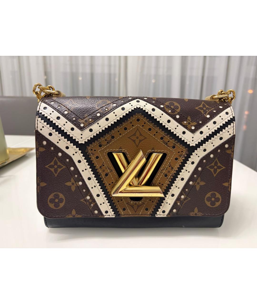 LOUIS VUITTON Коричневая кожаная сумка через плечо, фото 9