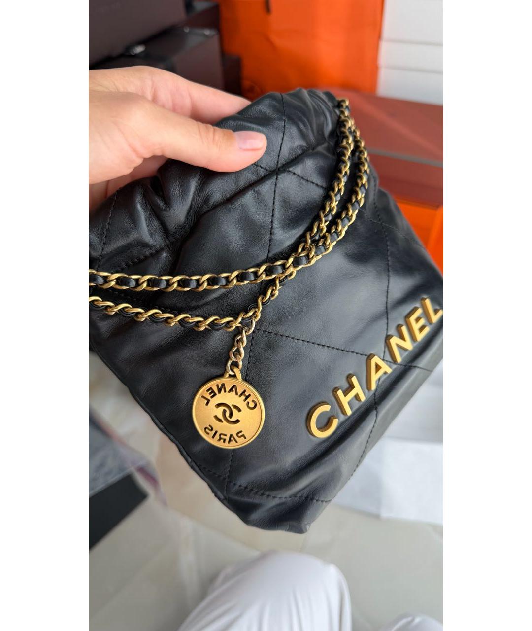 CHANEL Черная кожаная сумка через плечо, фото 2
