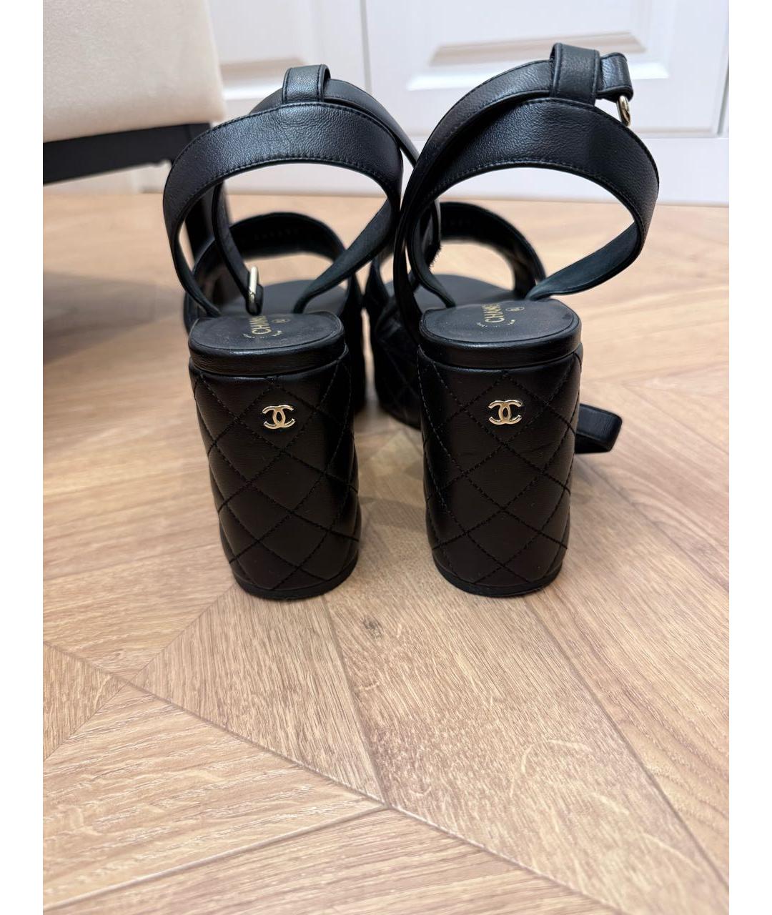 CHANEL Черные кожаные босоножки, фото 4