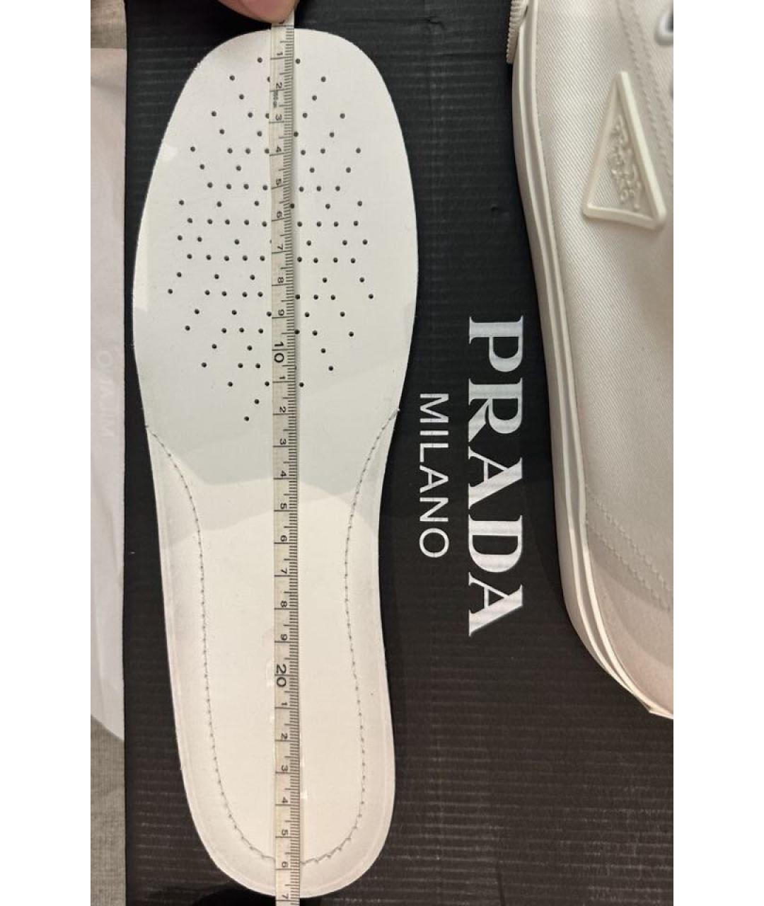 PRADA Белые текстильные кеды, фото 5
