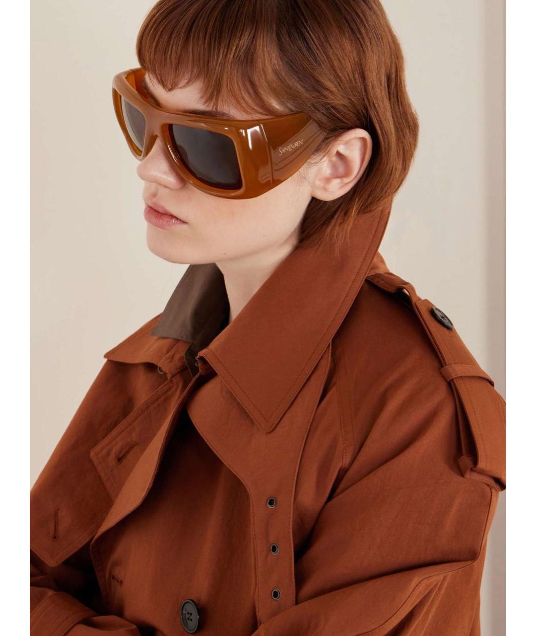 SAINT LAURENT Горчичные пластиковые солнцезащитные очки, фото 4