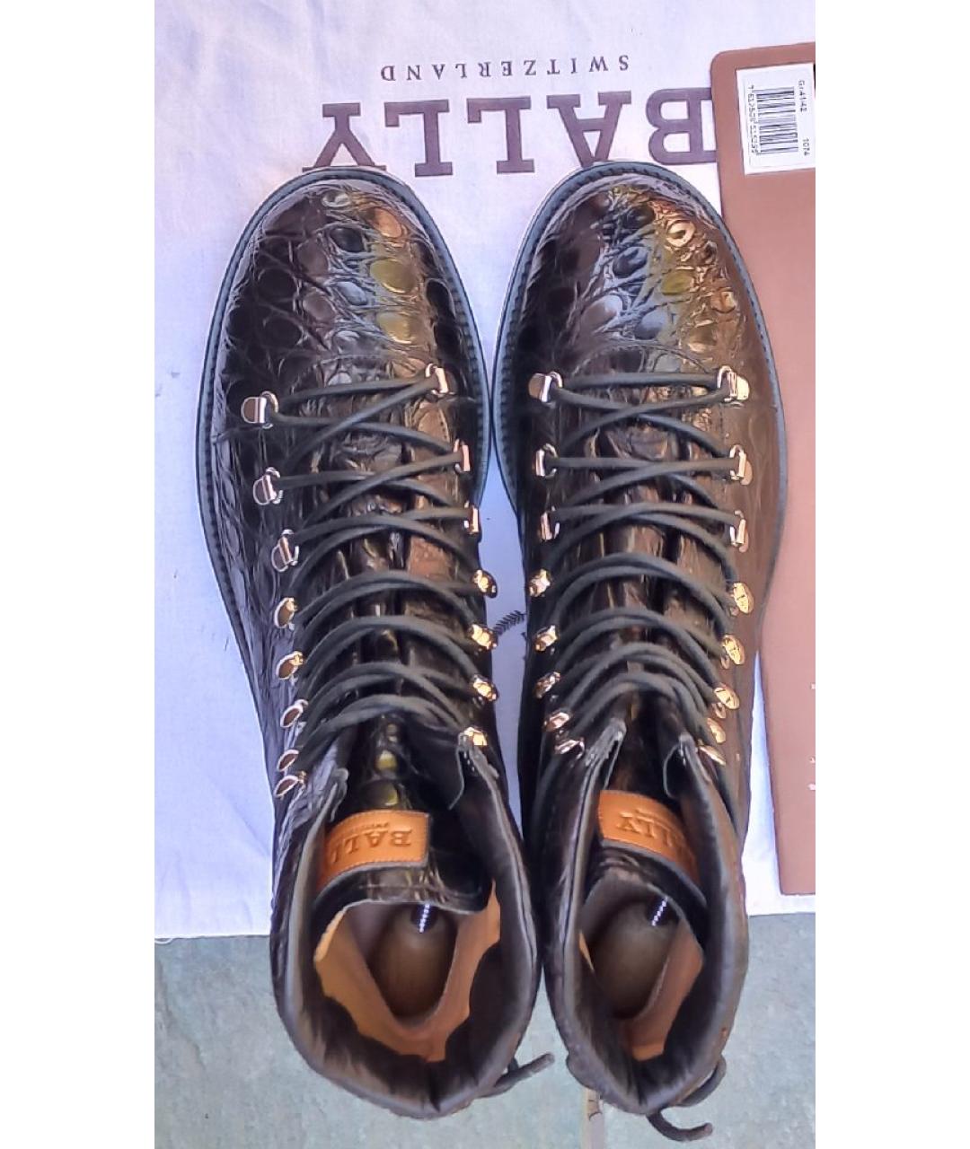 BALLY Черные высокие ботинки из кожи аллигатора, фото 3