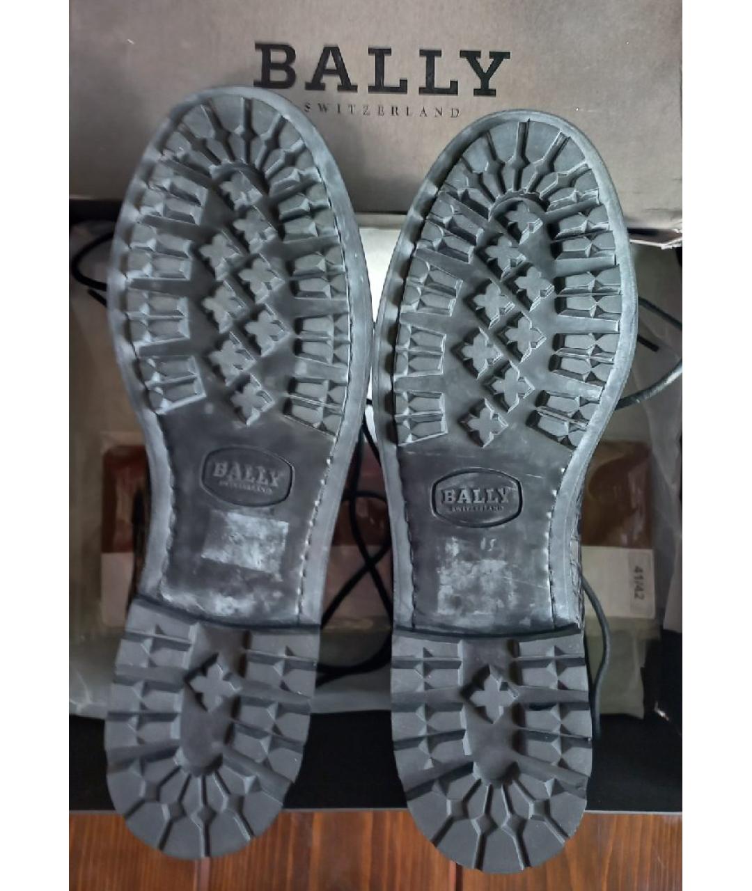 BALLY Черные высокие ботинки из кожи аллигатора, фото 7