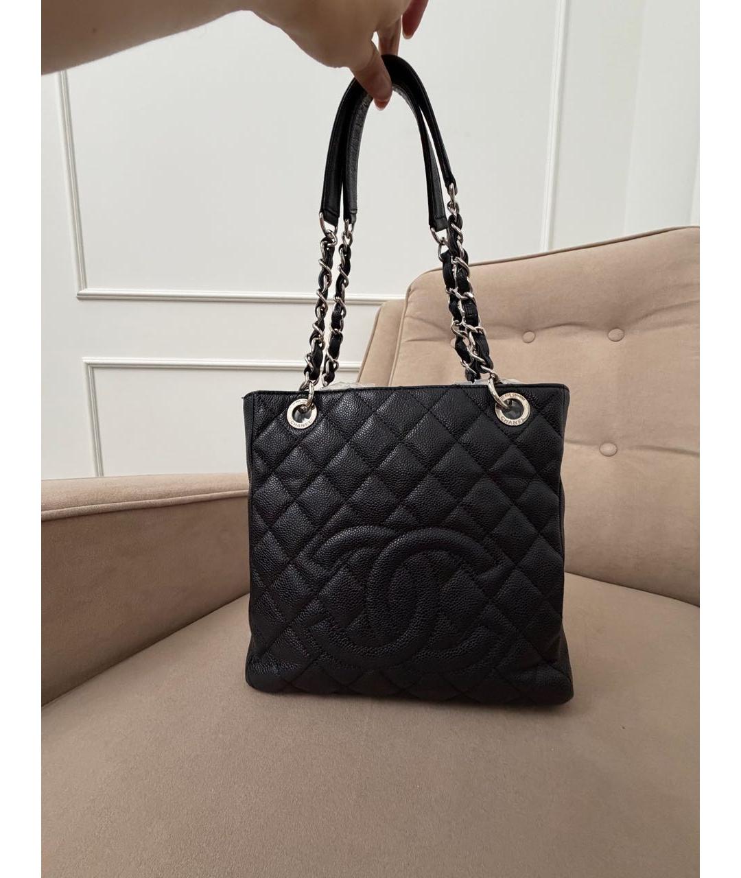 CHANEL Черная кожаная сумка с короткими ручками, фото 2