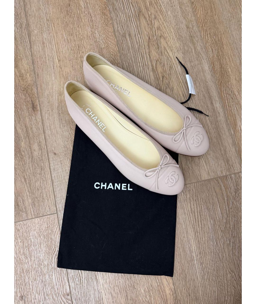 CHANEL Бежевые кожаные балетки, фото 8