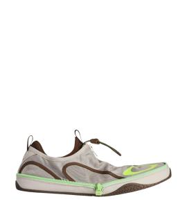 BALENCIAGA Низкие кроссовки / кеды
