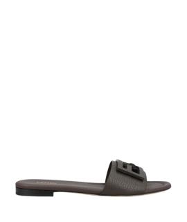 FENDI Шлепанцы