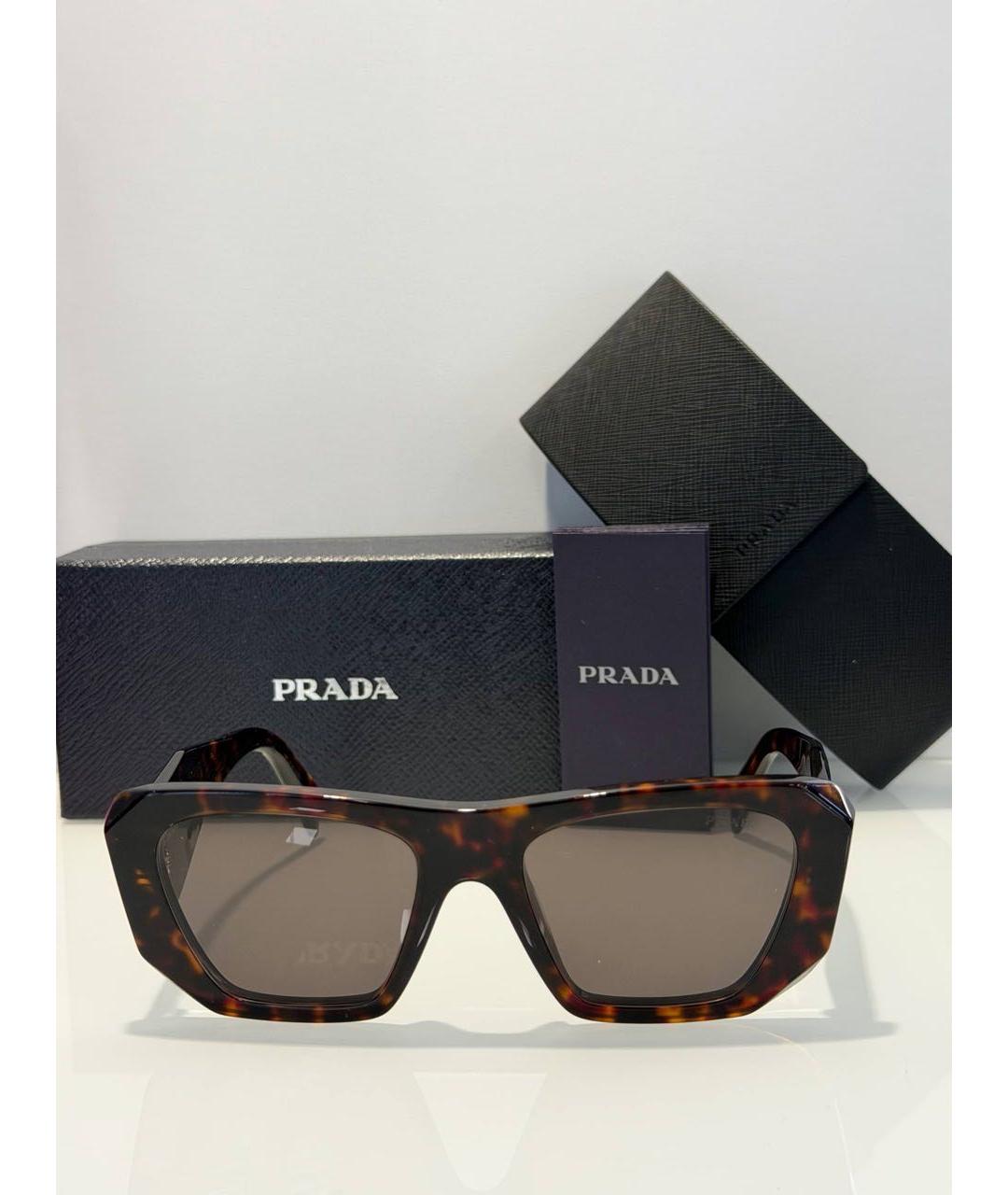 PRADA Коричневые пластиковые солнцезащитные очки, фото 3
