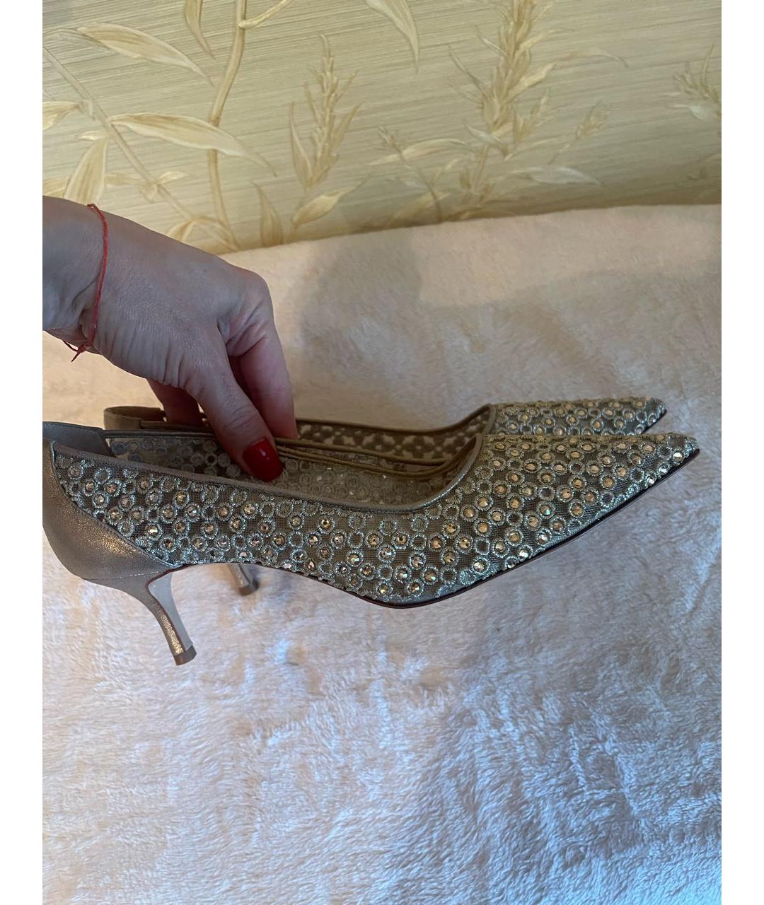 MANOLO BLAHNIK Золотые лодочки на низком каблуке, фото 5