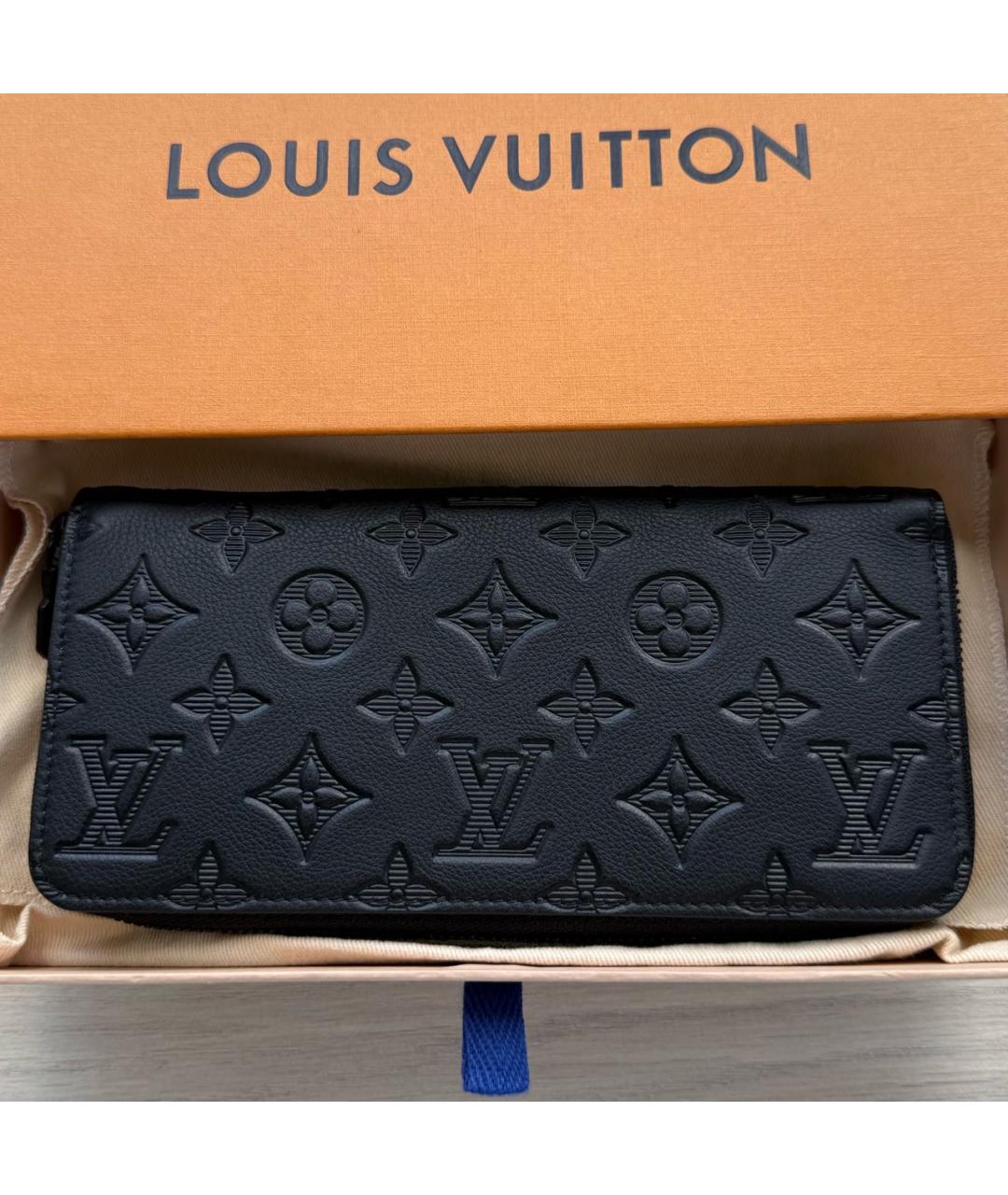 LOUIS VUITTON Черный кожаный кошелек, фото 6