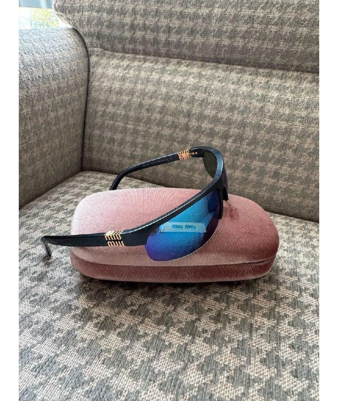MIU MIU Черные пластиковые солнцезащитные очки, фото 6