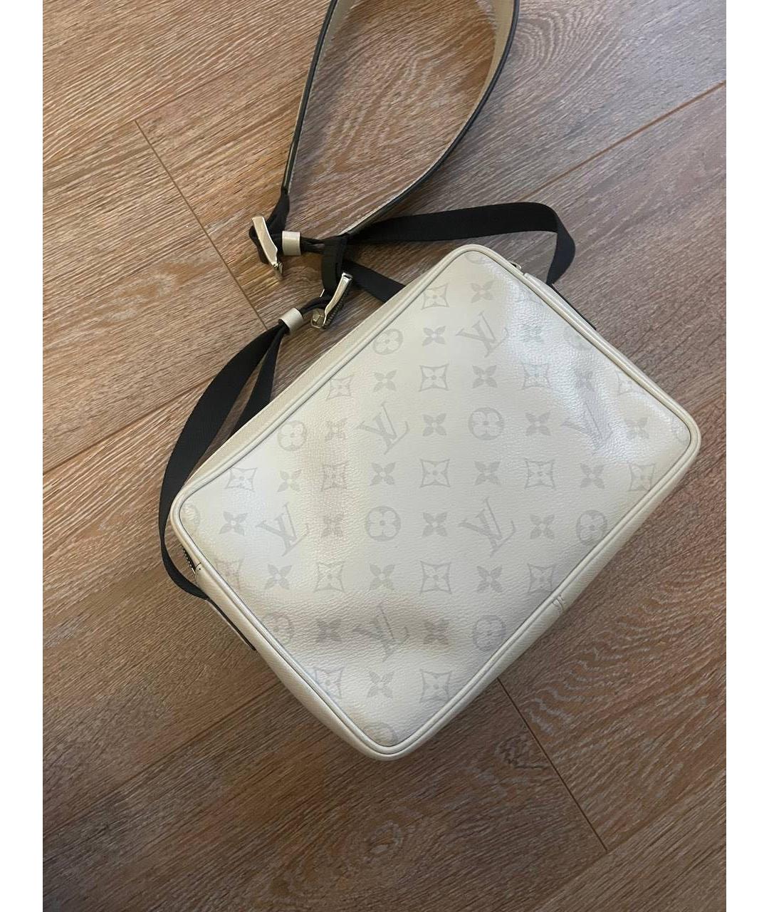 LOUIS VUITTON Серая кожаная сумка через плечо, фото 4