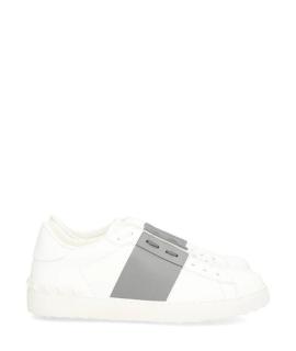 VALENTINO Низкие кроссовки / кеды